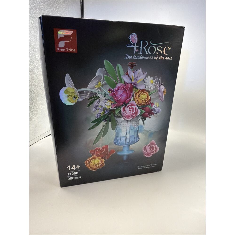 Roses Flowers Bouquet Free Tribe Building Set, Artificial Flore with Vase 956 Pi